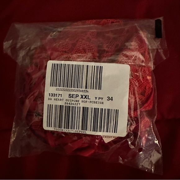 NWT Victorias Secret Strappy Heart Lace Teddy | Red XXL - Picture 2 of 5